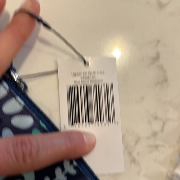 Vera Bradley Zip ID Case - Picture 4 of 4